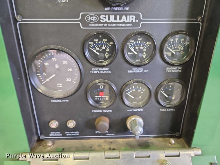 image for item EV5701 Sullair 900Q air compressor