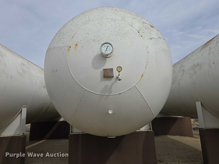 image for item EV5703 1973 Beaird propane tank