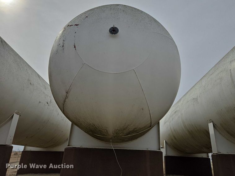 image for item EV5703 1973 Beaird propane tank