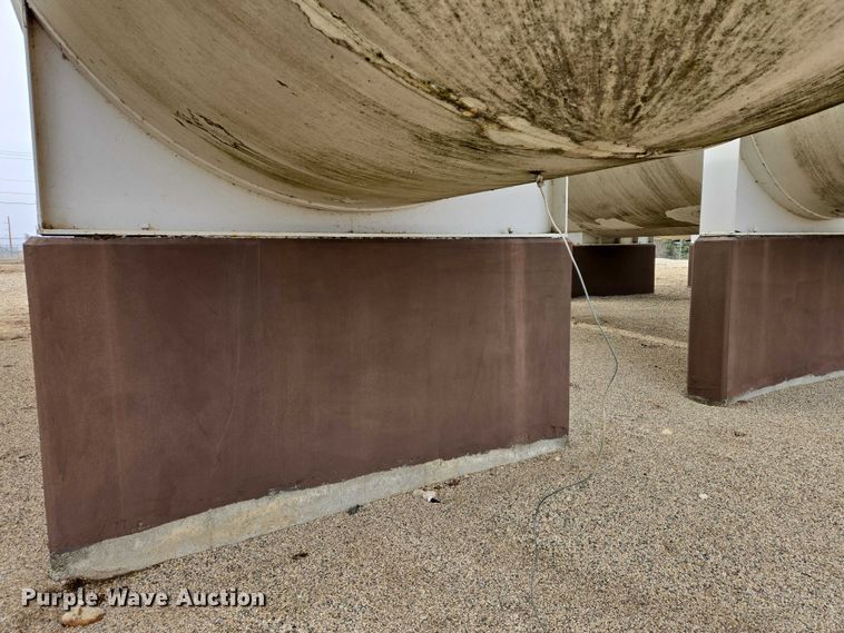 image for item EV5703 1973 Beaird propane tank