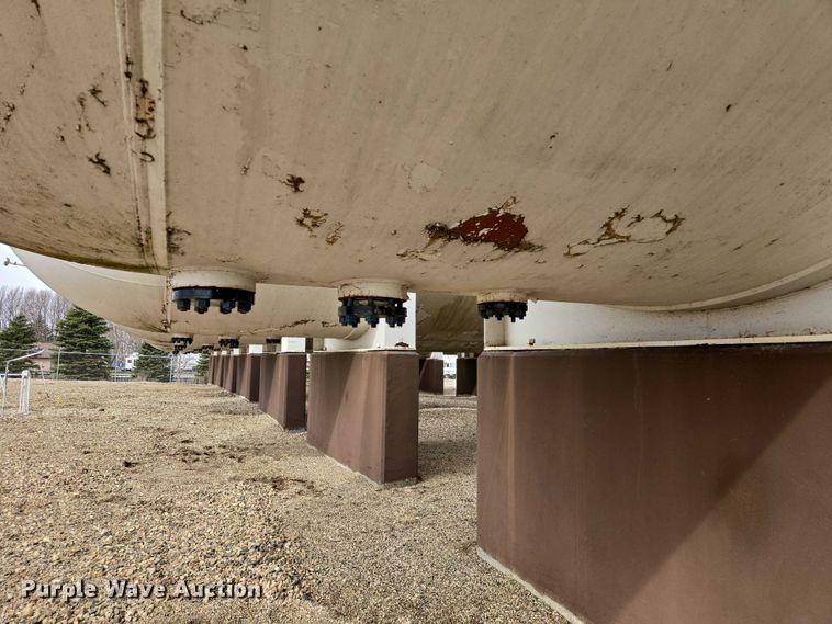 image for item EV5703 1973 Beaird propane tank