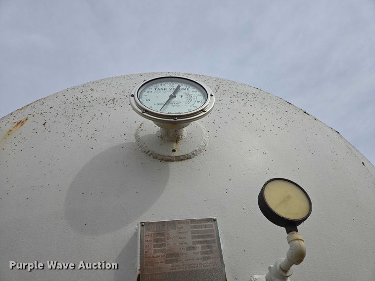 image for item EV5703 1973 Beaird propane tank