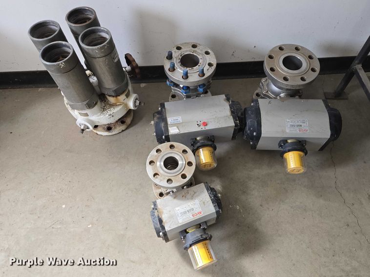 image for item EV5703 1973 Beaird propane tank