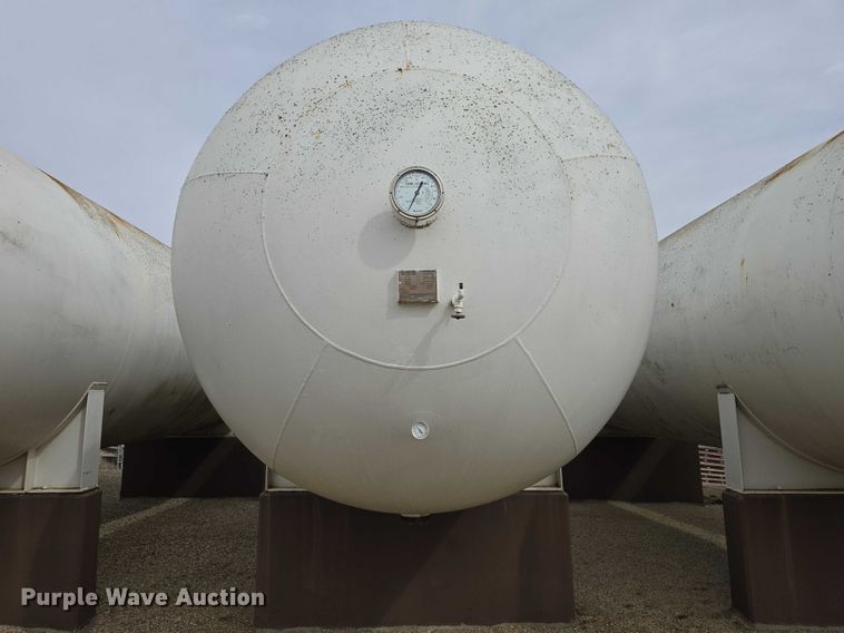 image for item EV5704 1973 Beaird propane tank