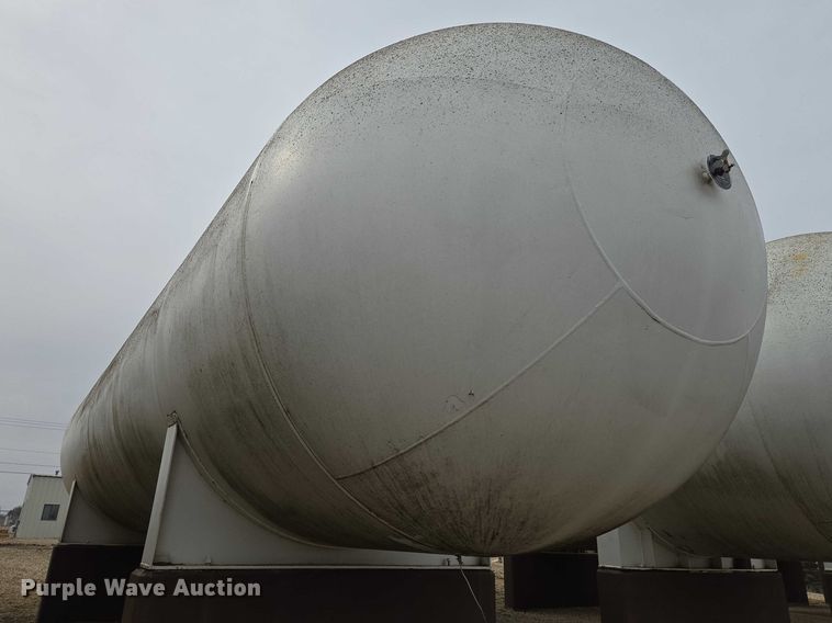 image for item EV5704 1973 Beaird propane tank