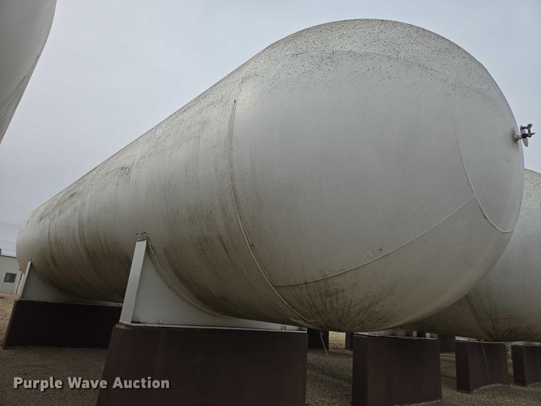 image for item EV5704 1973 Beaird propane tank