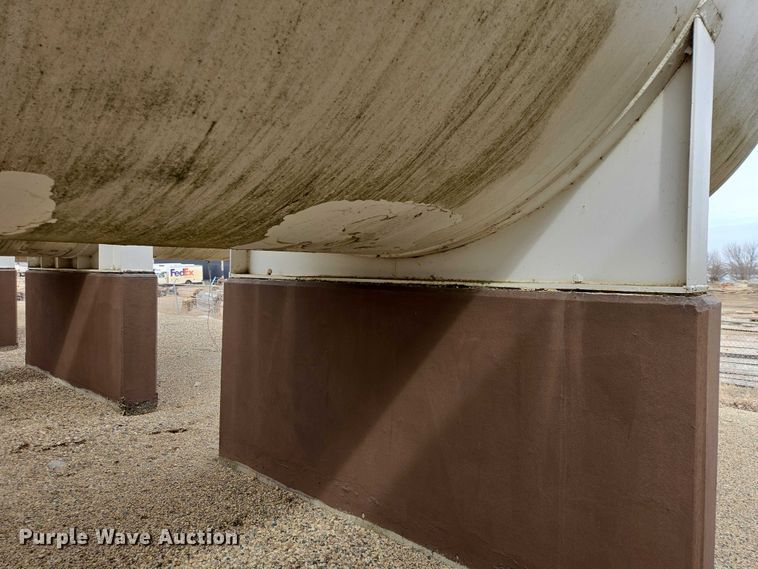 image for item EV5704 1973 Beaird propane tank