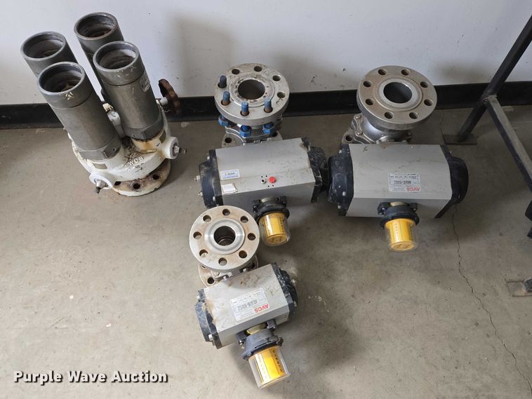 image for item EV5704 1973 Beaird propane tank