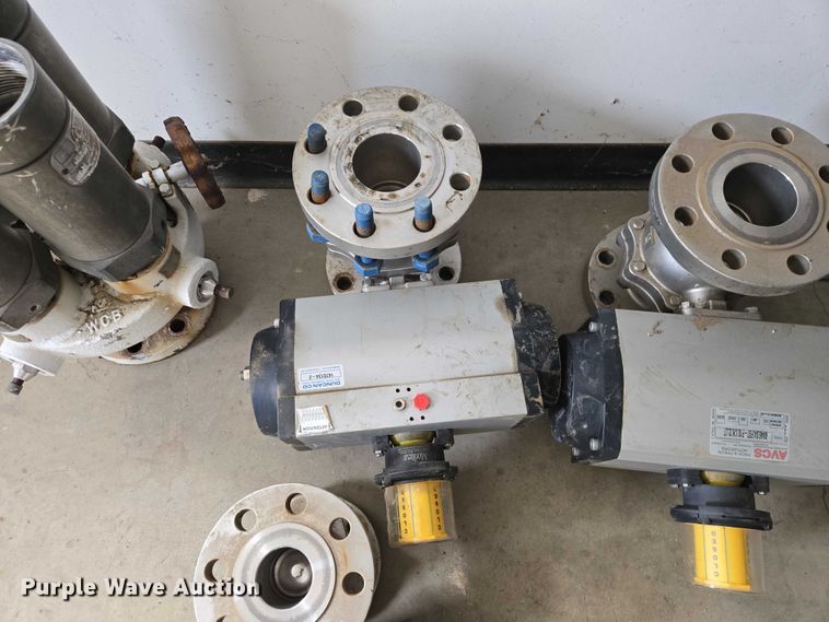 image for item EV5704 1973 Beaird propane tank