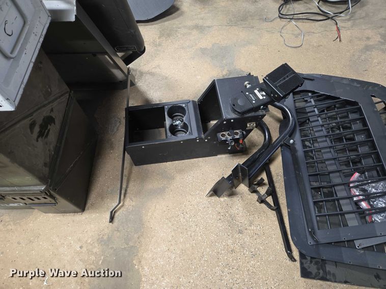 image for item EV5767 Emergency service equipment