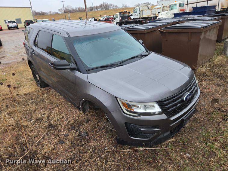 image for item EV5768 2017 Ford Explorer Police Interceptor SUV