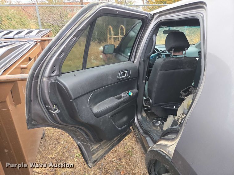 image for item EV5768 2017 Ford Explorer Police Interceptor SUV