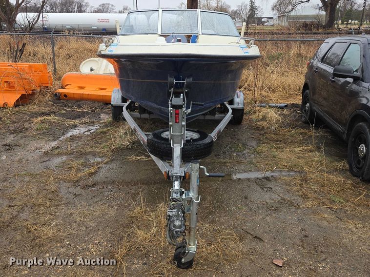 image for item EV5769 Pro Sports 2000 Sport DC boat