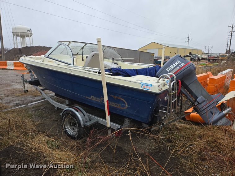 image for item EV5769 Pro Sports 2000 Sport DC boat