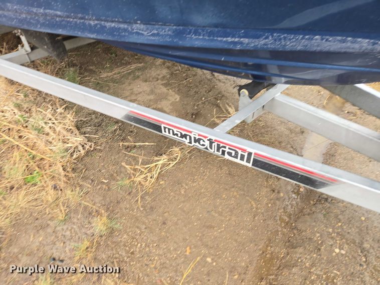 image for item EV5769 Pro Sports 2000 Sport DC boat