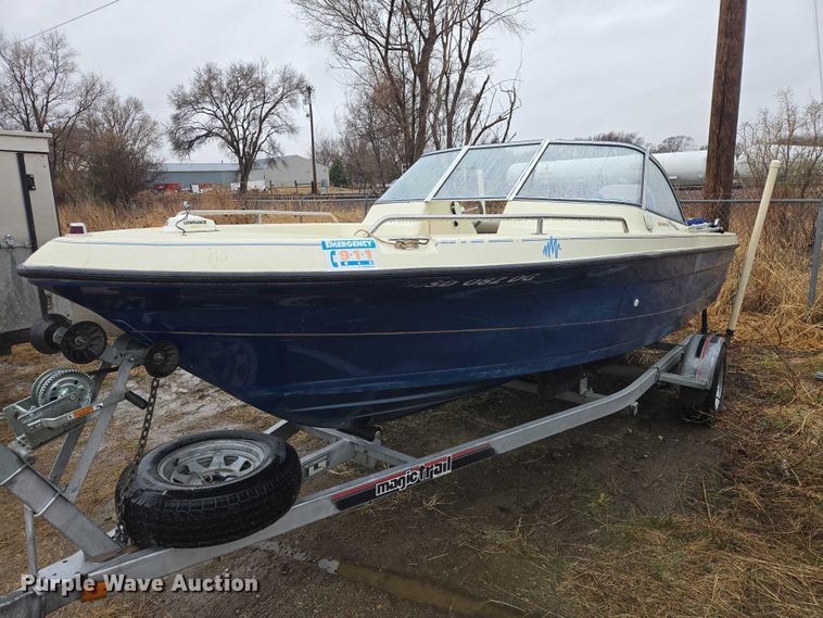 image for item EV5769 Pro Sports 2000 Sport DC boat