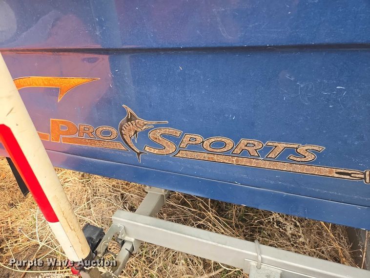 image for item EV5769 Pro Sports 2000 Sport DC boat