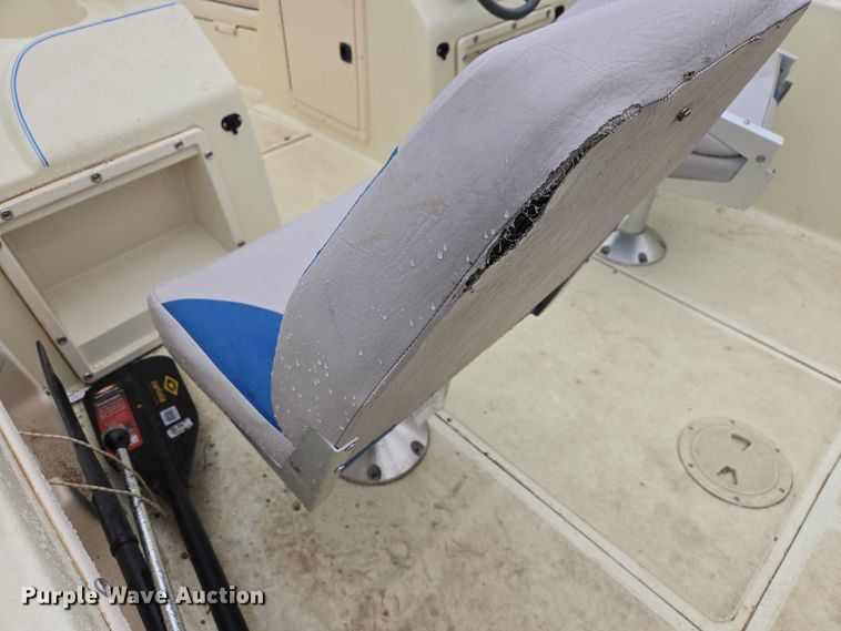 image for item EV5769 Pro Sports 2000 Sport DC boat