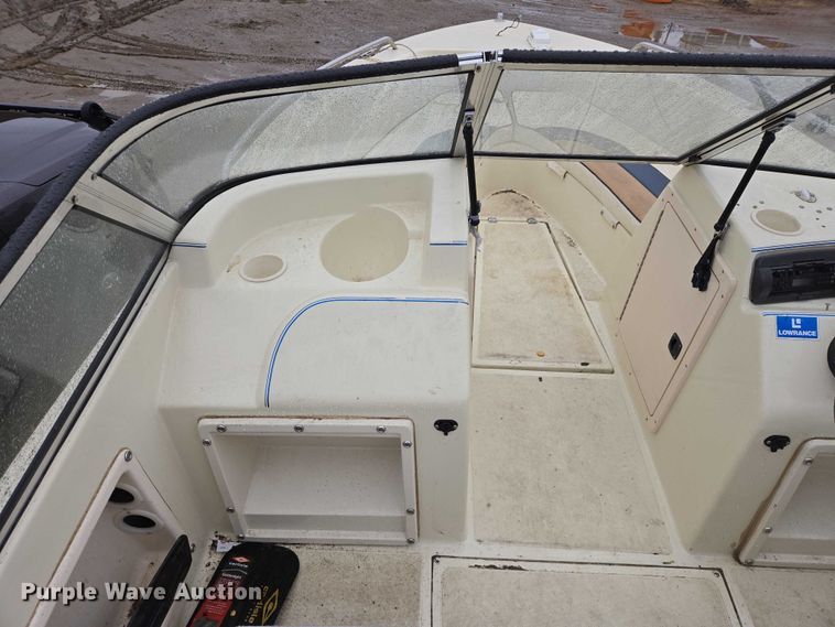 image for item EV5769 Pro Sports 2000 Sport DC boat