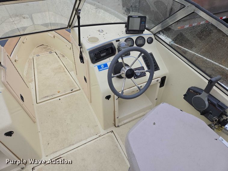 image for item EV5769 Pro Sports 2000 Sport DC boat