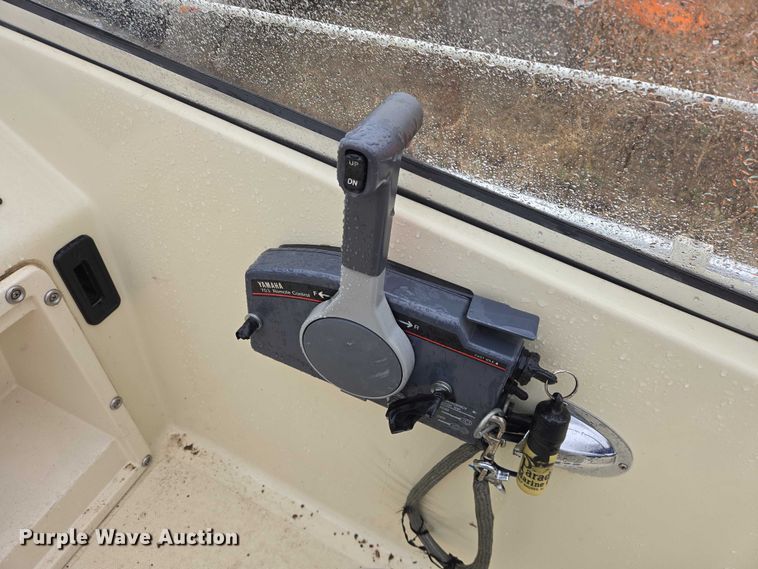 image for item EV5769 Pro Sports 2000 Sport DC boat