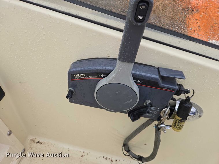 image for item EV5769 Pro Sports 2000 Sport DC boat