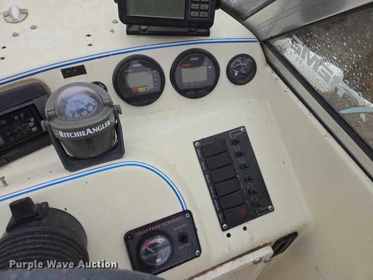 image for item EV5769 Pro Sports 2000 Sport DC boat