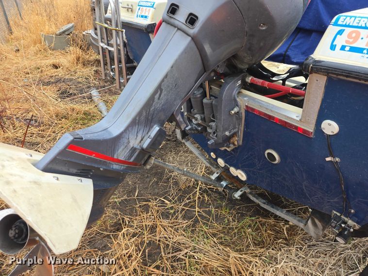 image for item EV5769 Pro Sports 2000 Sport DC boat