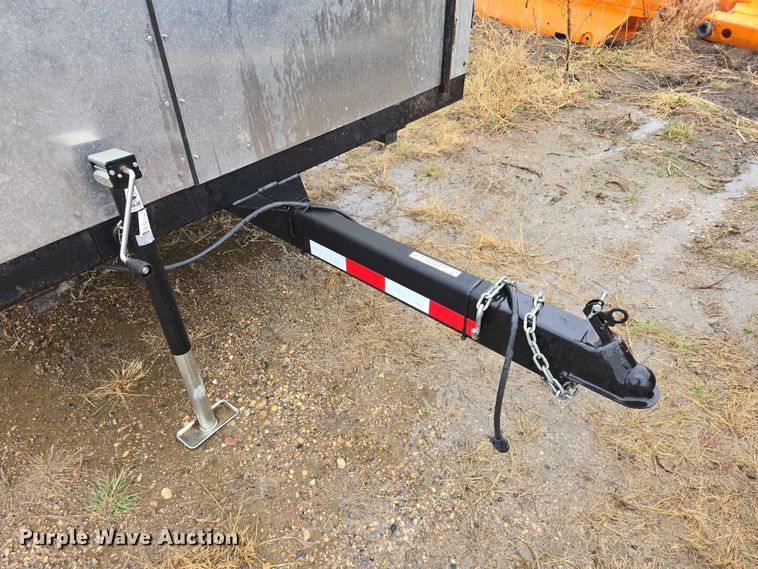 image for item EV5770 2004 Toolmaster enclosed cargo trailer
