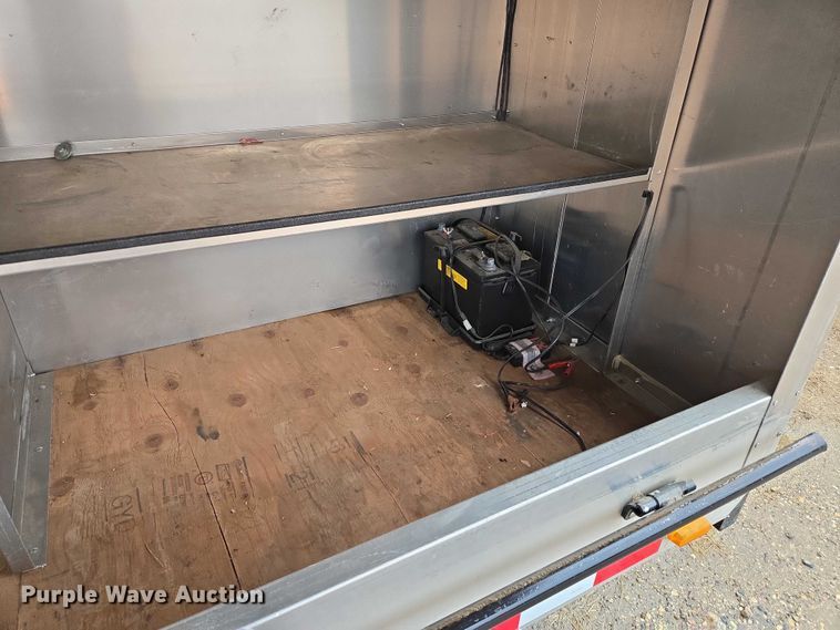 image for item EV5770 2004 Toolmaster enclosed cargo trailer