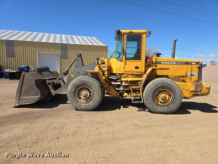 image for item EV5849 2000 Volvo L90D wheel loader