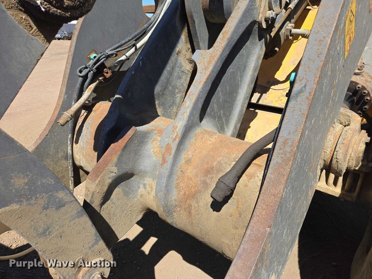 image for item EV5849 2000 Volvo L90D wheel loader