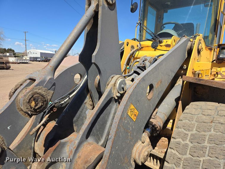 image for item EV5849 2000 Volvo L90D wheel loader