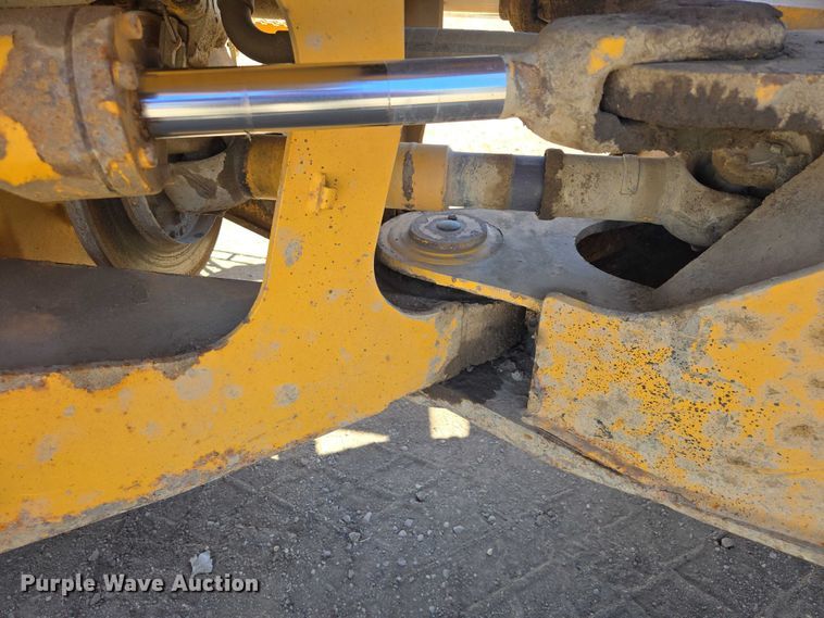 image for item EV5849 2000 Volvo L90D wheel loader