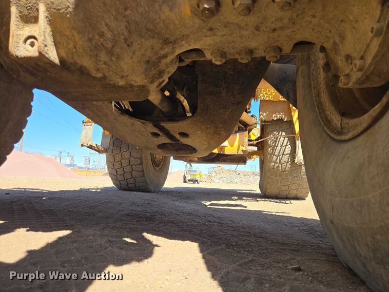 image for item EV5849 2000 Volvo L90D wheel loader