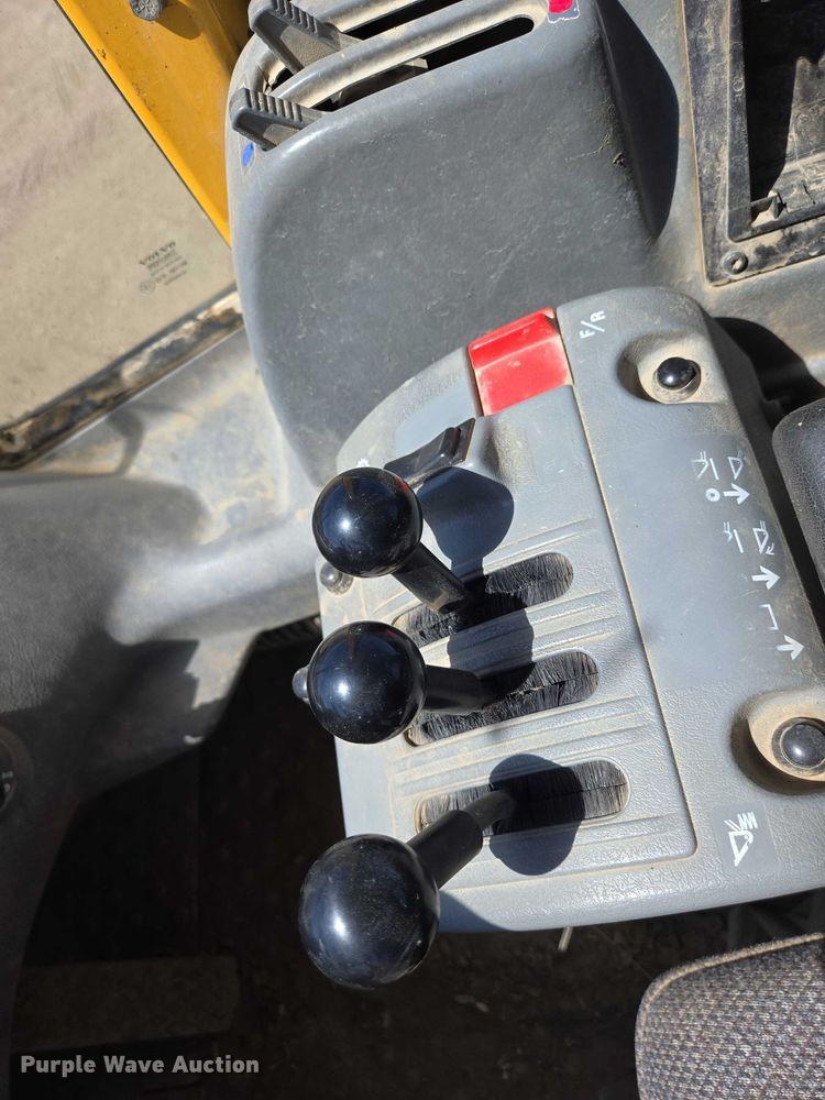 image for item EV5849 2000 Volvo L90D wheel loader