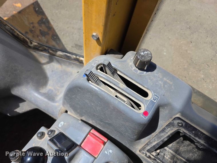 image for item EV5849 2000 Volvo L90D wheel loader
