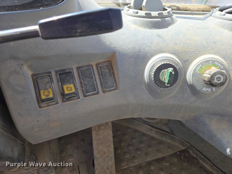 image for item EV5849 2000 Volvo L90D wheel loader