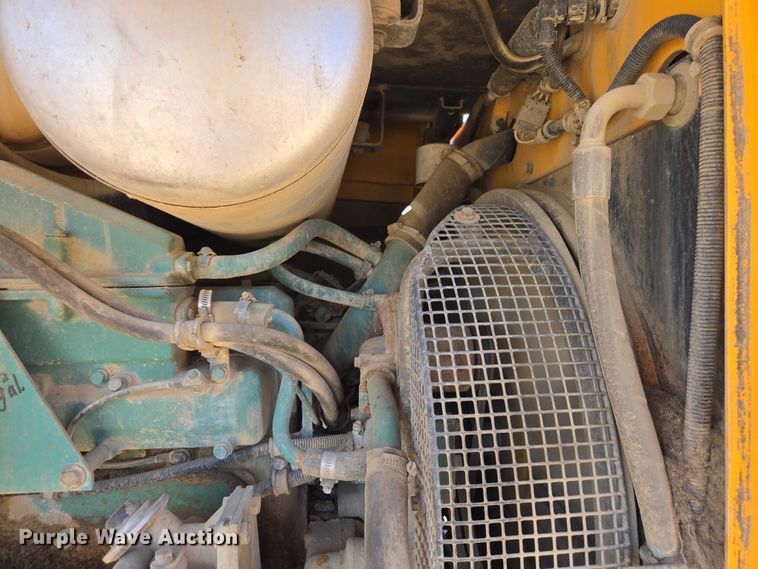 image for item EV5849 2000 Volvo L90D wheel loader
