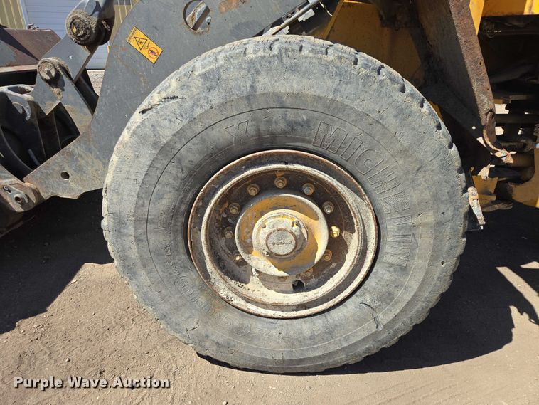 image for item EV5849 2000 Volvo L90D wheel loader