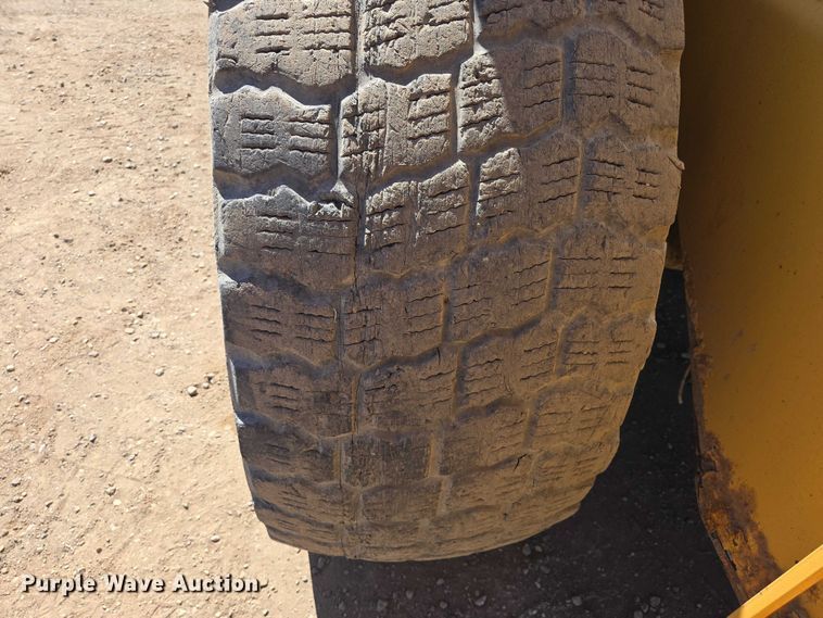 image for item EV5849 2000 Volvo L90D wheel loader