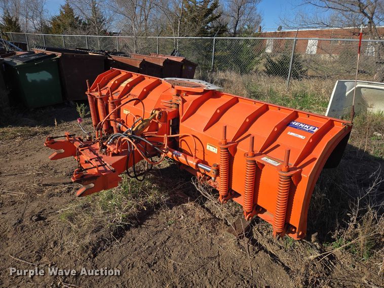 image for item EV5851 Henke plow