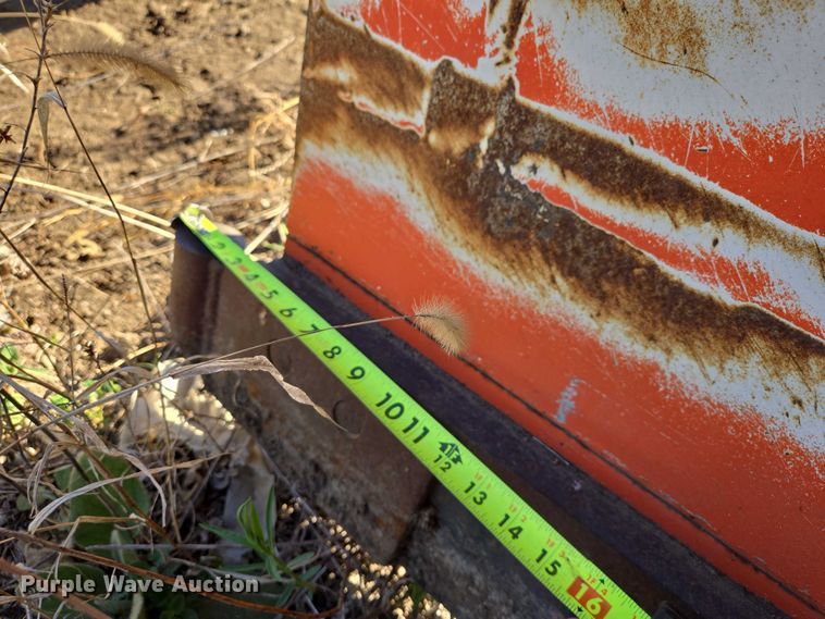 image for item EV5851 Henke plow