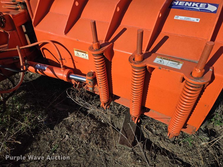 image for item EV5851 Henke plow