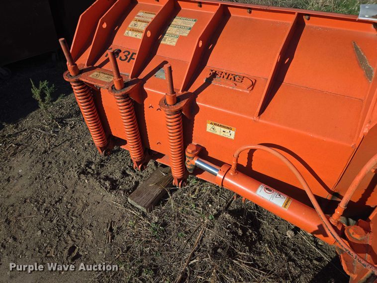 image for item EV5851 Henke plow