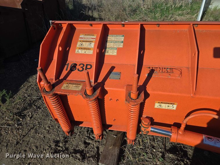 image for item EV5851 Henke plow