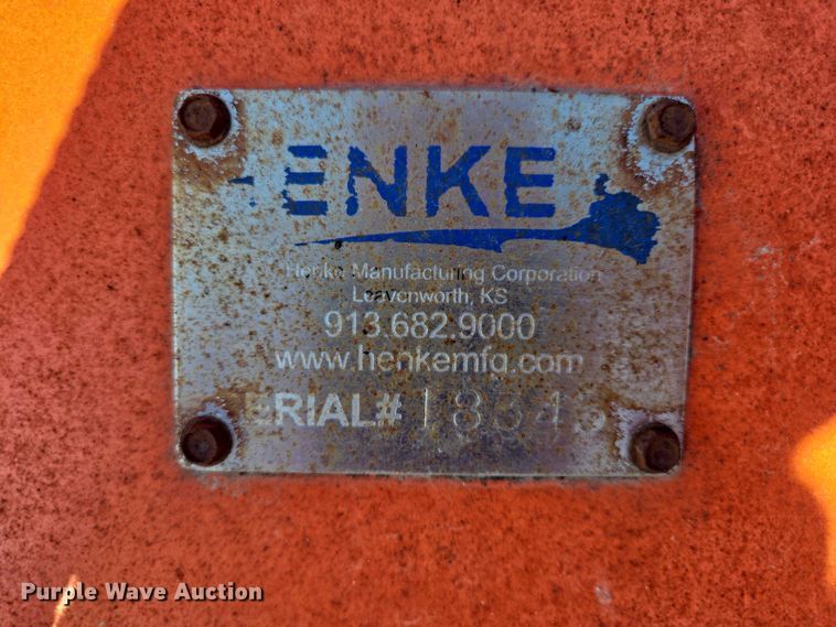 image for item EV5851 Henke plow