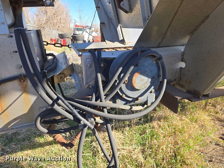 image for item EV5853 Henderson spreader