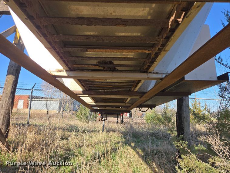 image for item EV5853 Henderson spreader