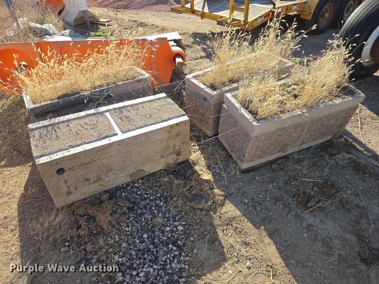 image for item EV5854 Landscaping equipment